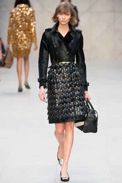 Look 27